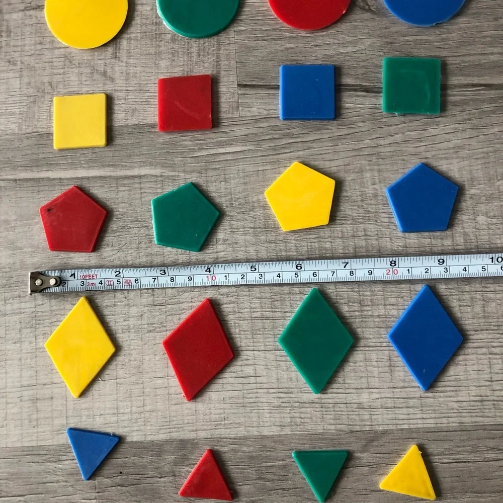 Set of 48 colorful plastic shapes, colors and sizes